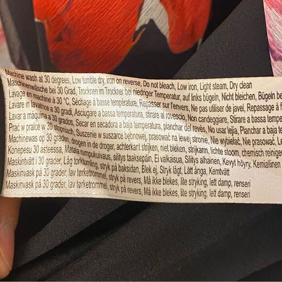 Hope & Ivy Maternity wrap maxi dress in black base floral ruffle lightweight 10 - Picture 15 of 16